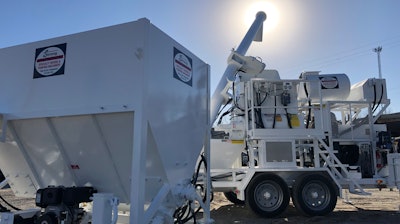 The Super Sack Systems V3 Dry Material Hopper