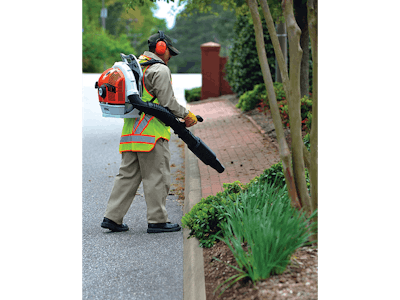 https://img.forconstructionpros.com/files/base/acbm/fcp/image/2022/02/Backpack_STIHL.620c1fc8a2c6c.png?auto=format%2Ccompress&fit=max&q=70&w=400