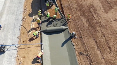 Hydraulic-powered roller screeds have the power to move up to six inches of concrete along a pour while the operator remains in a standing position. Additionally, they accept any 6-inch tube length up to 30 feet while some manufacturers also offer custom drums made to various job specifications such as sidewalks, parking lots, residential streets, large highway ditch liners and more.