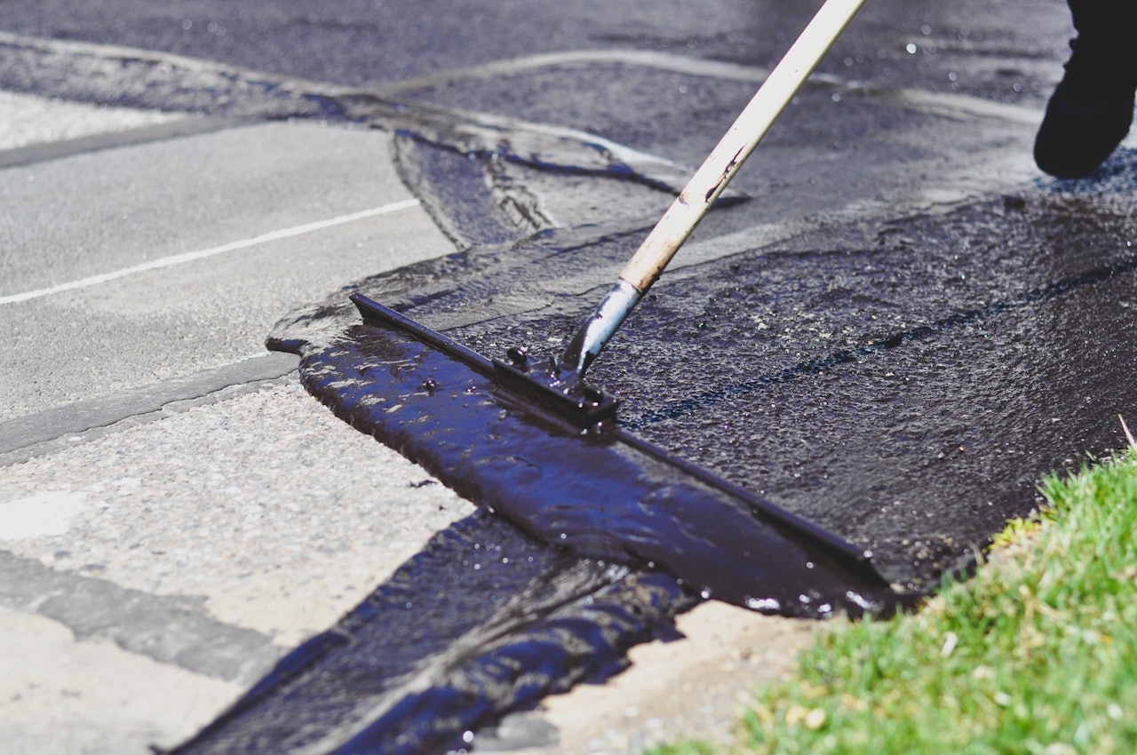 Four Factors that Influence Asphalt Sealer and Paint Dry and ...