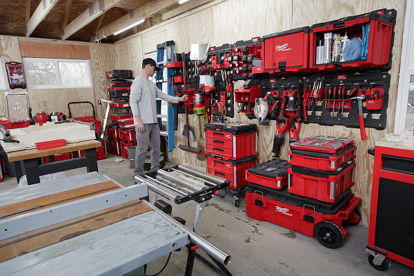 Milwaukee Tool PACKOUT Modular Shop Storage From: Milwaukee Tool Corp ...