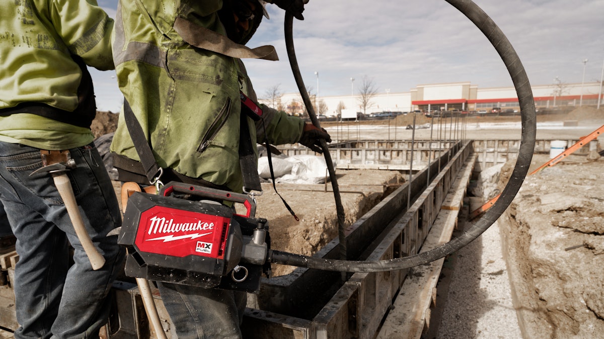 MX FUEL Concrete Vibrator From Milwaukee Tool Corp. For