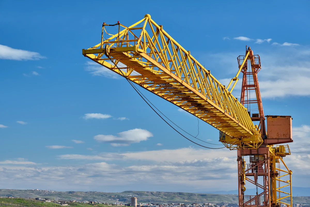 OSHA Releases New Compliance Directive for Cranes, Derricks | For  Construction Pros