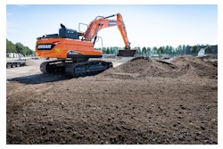 The DX225LC-7 includes a 14% heavier 4.9-ton standard counterweight for working with large attachments and a new smart hydraulic system.