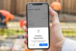 The app is geared toward contractors and small and medium businesses with hourly workers, such as carpenters, woodworkers and other construction-related professionals and industries.
