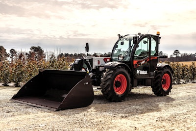 The TL723 and TL923 telehandlers have redesigned comfort cabs, turbo-charged Tier 4 engines and accessible service points.
