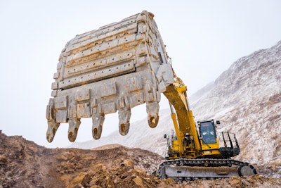 In such a demanding time with ongoing staffing challenges, it’s more important than ever to keep your equipment up and running and your shop set up for maximum efficiency.