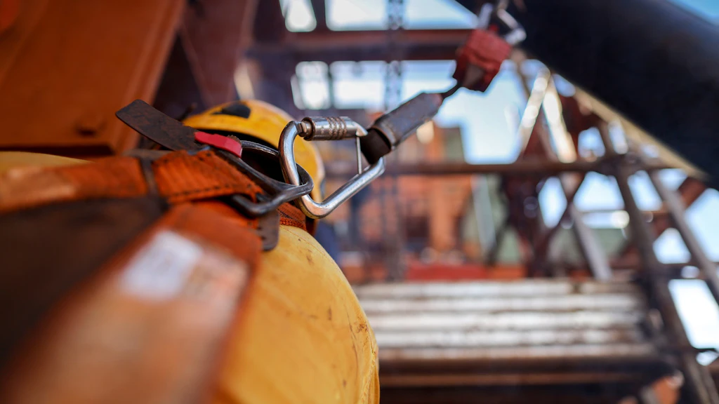 6 Ways to Prevent Falls at Construction Sites | For Construction Pros
