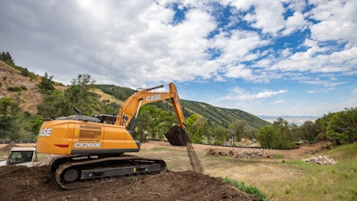 Designed for heavy construction work, the excavators are equipped with a 10-in. LCD display, four new operating modes and fleet management features.