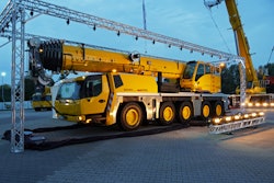 Designed for large-scale construction projects, both the GMK5120L and the GMK5150XL five-axle cranes come with the latest generation of Grove carrier cabs.