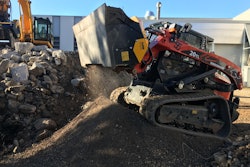 Designed and conceived for gardening, landscaping and urban construction projects, the new MB-HDS padding bucket can be used on loaders and skid steer loaders from 4.5 to 11 tons.