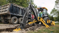 Deere's backhoes are especially focused on providing operators a straightforward way for them to operate their backhoe-loaders in a manner that ensures consistently high performance.