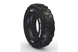 The EM 933 SUPER offers a rugged sidewall design with a protruding rib that enables close contact of two tires without the need for a special rubber ring to avoid rock penetration.