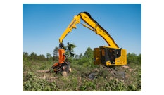 Made to perform in demanding conditions, Komatsu’s XT-5 closed loop tracked harvesters enable operators to simultaneously travel, cut, delimb, harvest and swing timber.