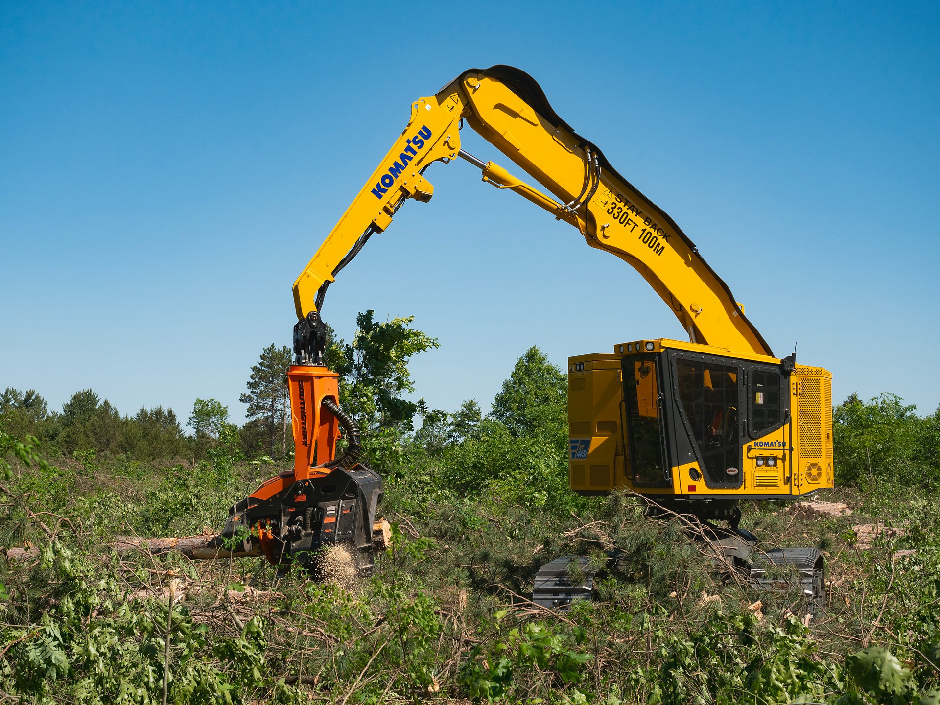 Komatsu_Tracked_Harvester_XT44