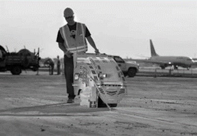 Early-entry sawcut joint.