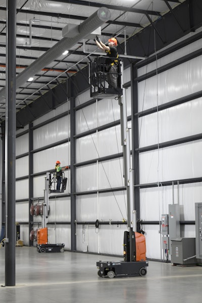 The new JLG E18MCL model is for construction and industrial applications that require outdoor and indoor capable machines, while the E18MML model is for finish work and general maintenance work.