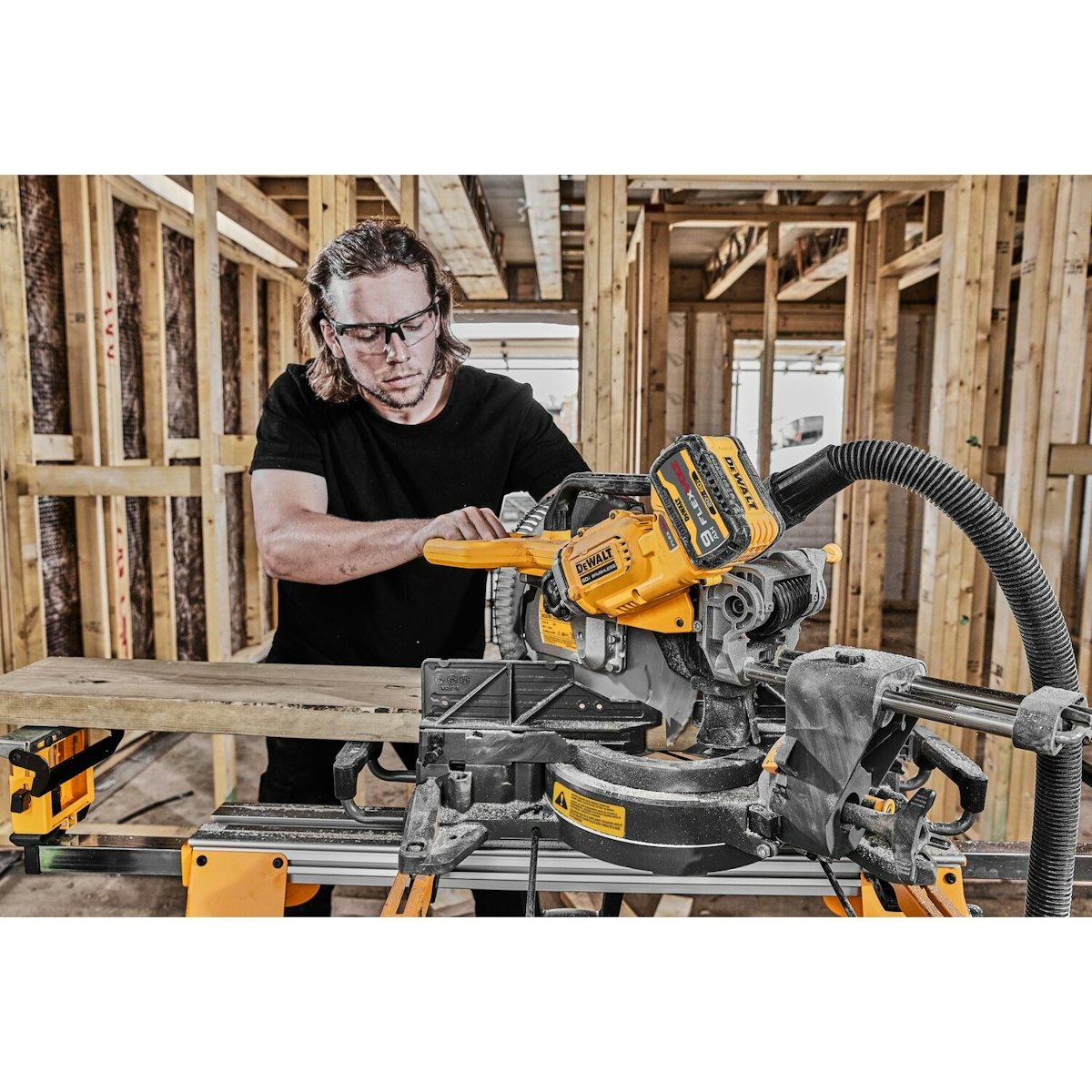DEWALT Unveils 12 in. Double Bevel Sliding Miter Saw From DEWALT