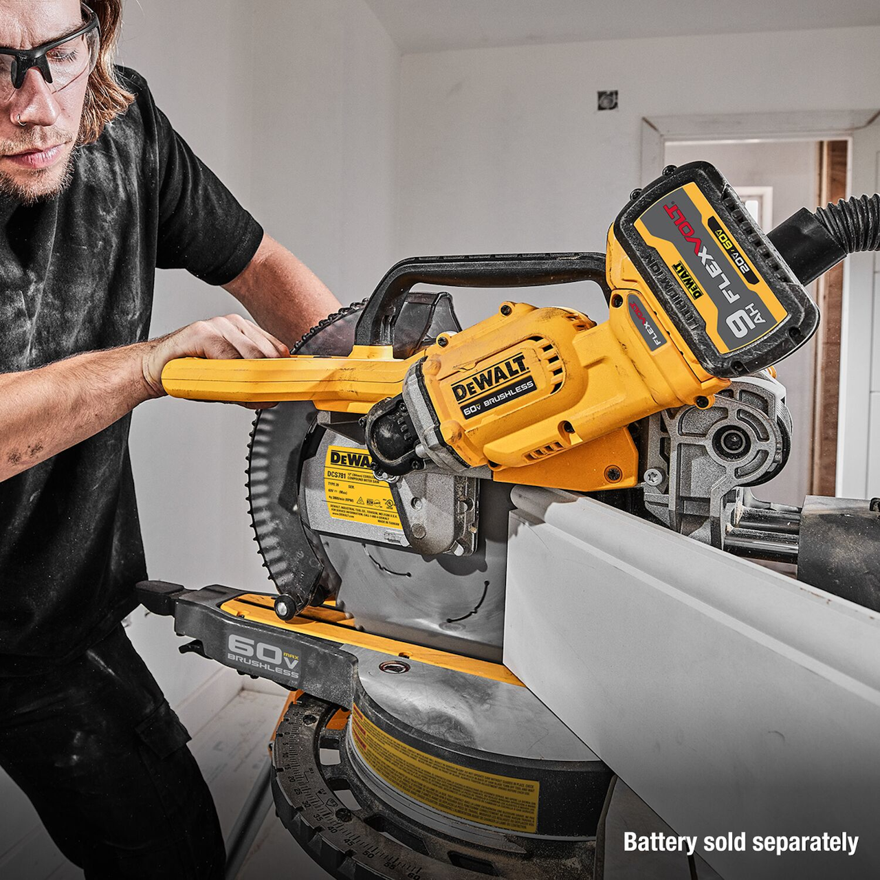 DEWALT Unveils 12 in. Double Bevel Sliding Miter Saw From DEWALT