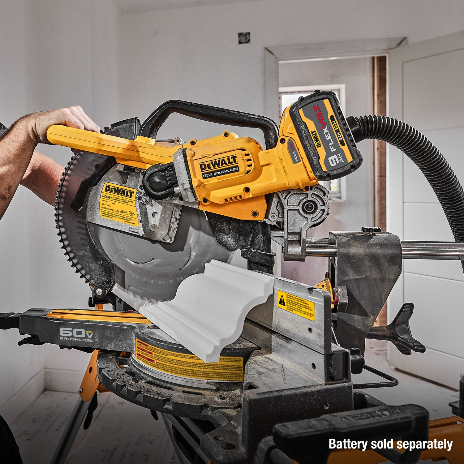 Brushless 12in Dewalt Flexvolt Double Bevel Sliding Miter Saw