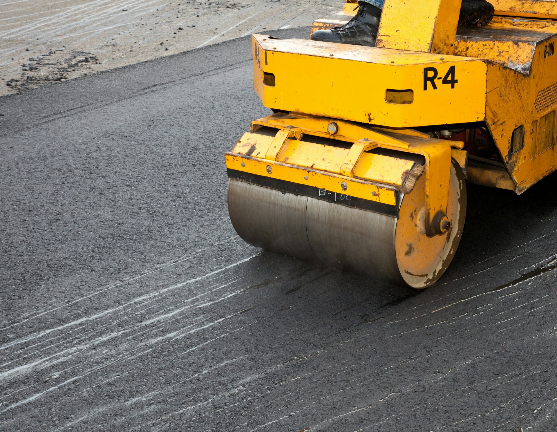 pavement compaction roller