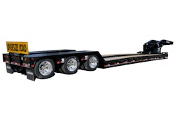 The gooseneck stirrups provide an additional 1-3/4-in. ground clearance for hookup and disconnect. Auto-ratcheting load blocks have also been factored into the neck design.