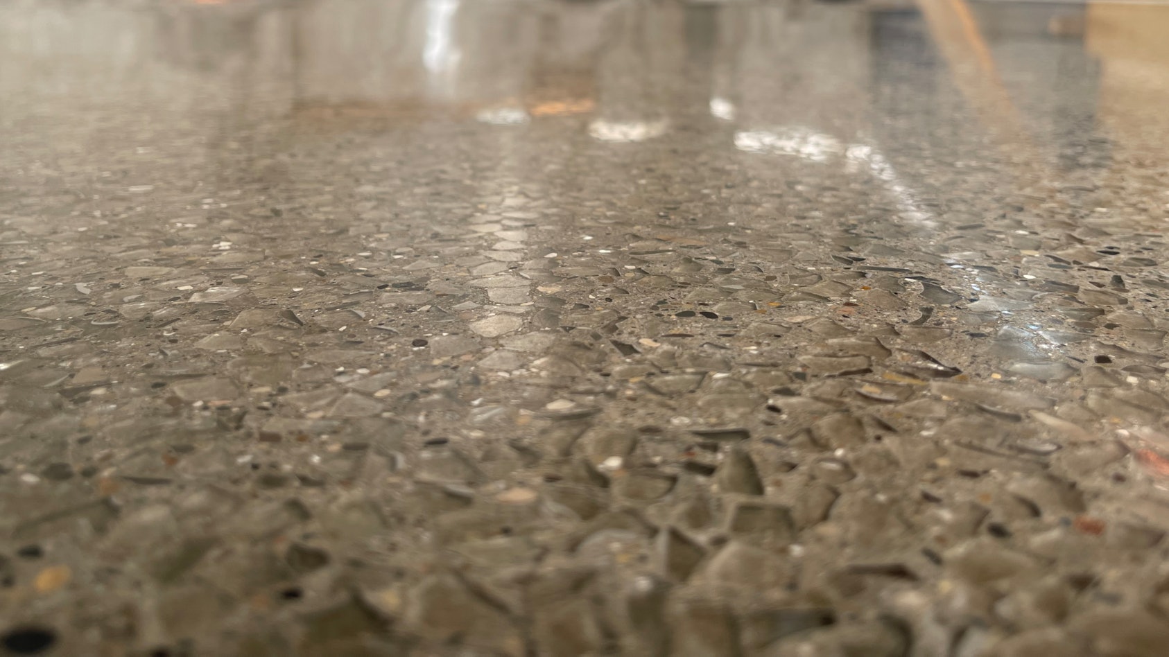 Best Practices For Exposed Glass Aggregate With Polished Concrete