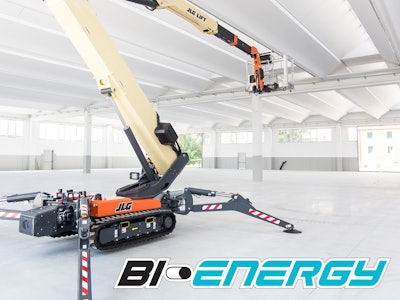 The system equips these JLG machines with two full-sized, independent power sources, combining an emissions-free lithium-ion battery pack with a diesel engine to allow operators to work indoors and outside with one machine.