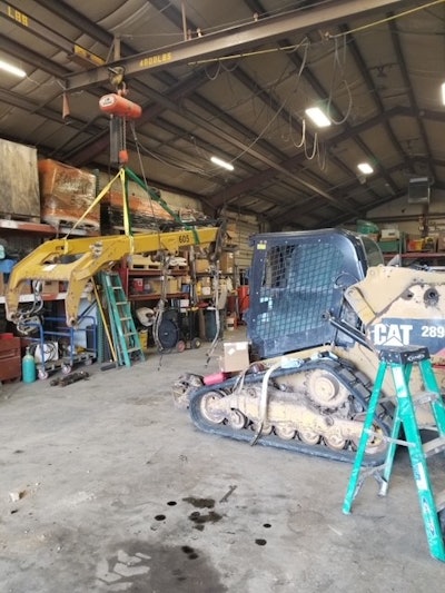 A Cat 286 under an overhaul that will get it on its way to 10,000 hours.