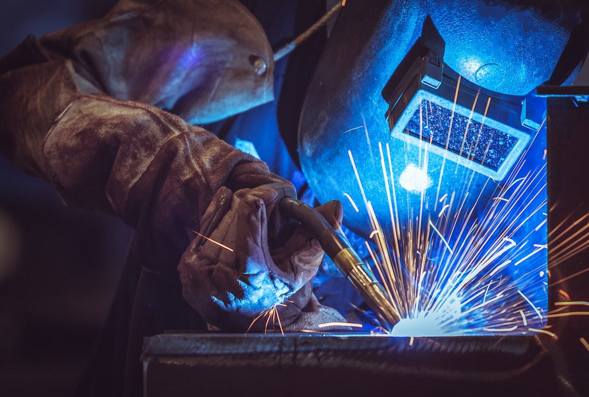 ESAB Ruffian Welder Available at Northern Tool + Equipment From