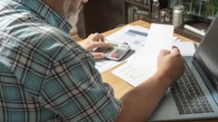 Staying on top of monthly cash flow reports and projections will take a construction business far in 2023.