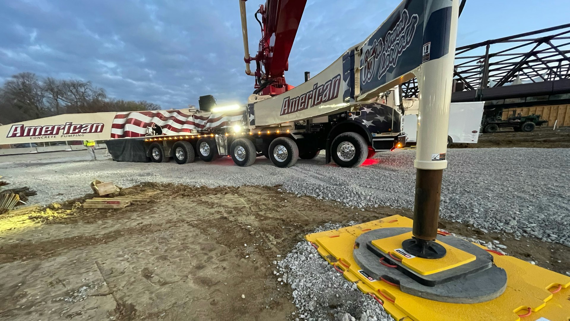 The Role of Dunnage and Outrigger Pads in Concrete Pump Truck Safety
