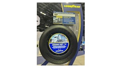 Equipped to handle the high load capacities of EVs, RangeMax RSDEV was engineered to deliver low rolling resistance for fleets regardless of drivetrain.