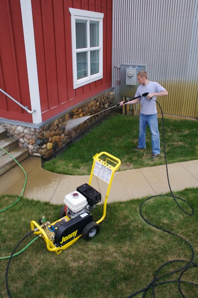 It's important that rental companies know what type of application their customers are using the pressure washer for.