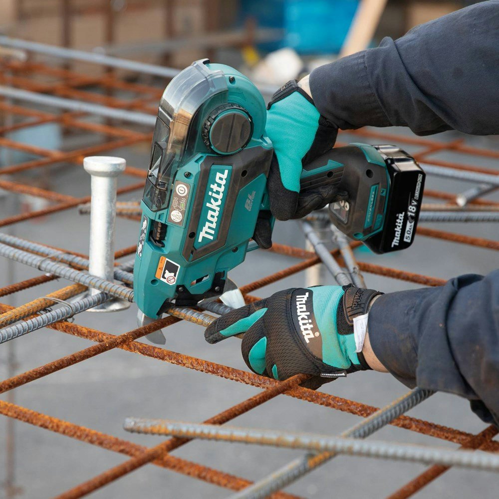 Makita 18V LXT Cordless Deep Capacity Rebar Tying Tool From
