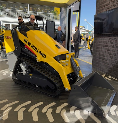 New Holland Construction C314 Image 2