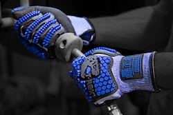 Equipped with level 3 impact protection, the glove features a new TPR design and delivers a combination of protection, comfort and grip.