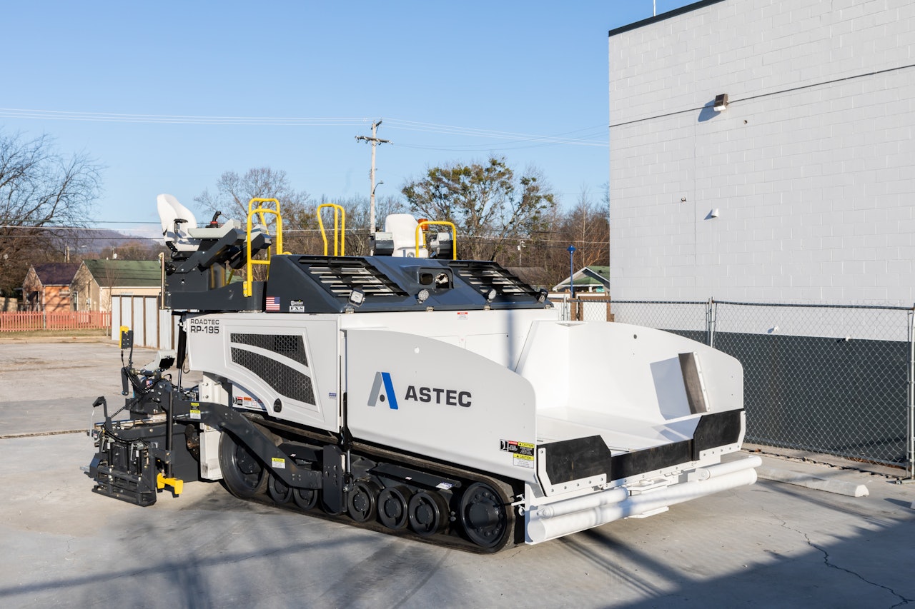 RP-195 Asphalt Paver From: Roadtec Inc. - Astec Industries | For