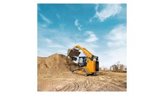 The tread on the rubber track is made of a high-performance compound for resistance against cuts, tears and abrasion – factors that can affect durability and product performance.