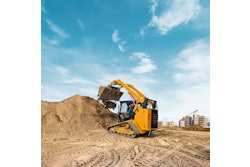 The tread on the rubber track is made of a high-performance compound for resistance against cuts, tears and abrasion – factors that can affect durability and product performance.