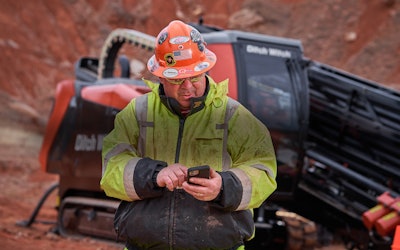 The online platform can help operators minimize downtime by configuring a drill for a job and connecting with their local dealer inventory to access the parts they need.