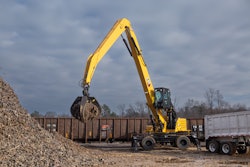 This next generation material handler is powered by the Cat C9.3B engine, capable of operating on up to B20 biodiesel.