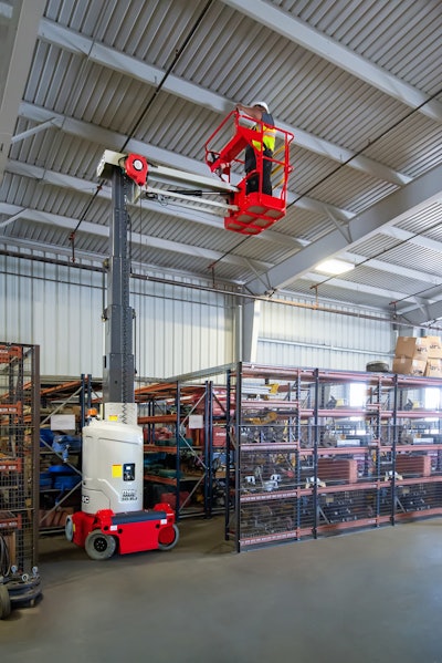 The mast has a working indoor height of 36 ft. and weight of 6,600 lbs.
