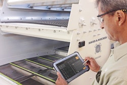 Vibration analysis software monitors the vibrating screen’s performance in real-time by detecting problems before they lead to diminished performance, decreased efficiency and increased operating costs.