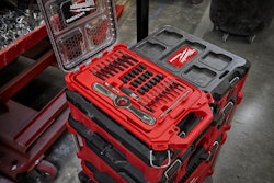 The new taps and dies have three features: black oxide coating to fight against corrosion, markings for size identification and machined threads for threading.