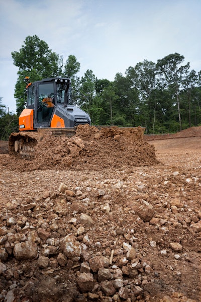 The DEVELON DD130 dozer offers two blade sizes: a standard 4.6 cubic yard blade or an optional 5.5 cubic yard capacity blade.