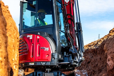 If excavators don’t protrude over tracks, operators can easily get closer to structures or move around in tight areas.