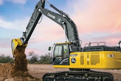 John Deere offers a range of grade management solutions: SmartGrade, SmartGrade-Ready with 2D, 3D Grade Guidance and 2D Grade Guidance.