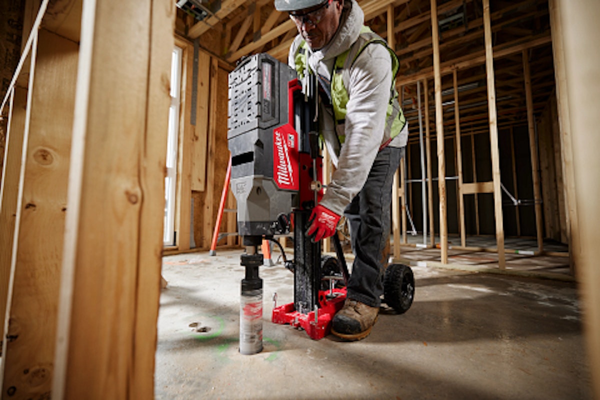 Milwaukee mx best sale fuel tools