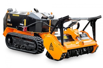 Powered by a 56-hp KOHLER KDI 1903 turbocharged engine, the RCU-55 can work on steep slopes up to 55°.